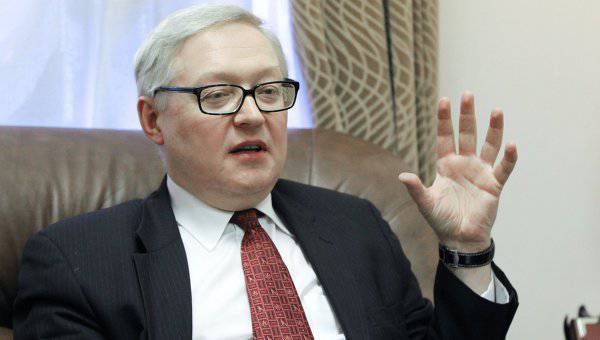 Sergey Ryabkov: Es necesario dejar de acusar a Rusia de agravar la situación en Ucrania