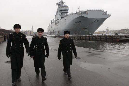 Россия ждёт объяснений от Франции по "Мистралям" до конца текущего месяца