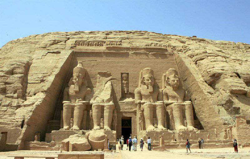 Египетское правительство предлагает России перейти на взаиморасчёты в рублях в туристическом секторе