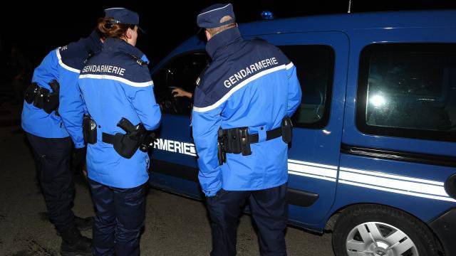 Frankrike häktar fem ryssar som misstänks ha planerat terroristattacker