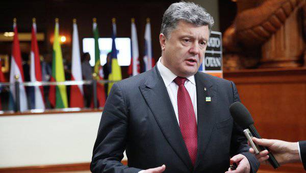 Petro Poroshenko: Je suis prêt à déclarer la loi martiale dans tout le pays et le Parlement le soutiendra