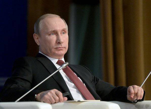 Либералы за спиной Путина: монолита власти нет? Либералы за спиной Путина: монолита власти нет?