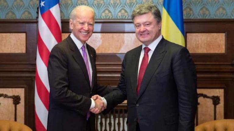 Порошенко снова просит у США помощи в укреплении обороноспособности Украины