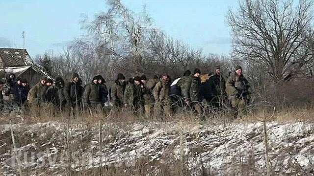 Тысяча украинских солдат покинула Дебальцево, сдав оружие