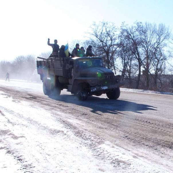 Тысяча украинских солдат покинула Дебальцево, сдав оружие