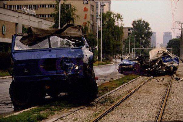 南斯拉夫的装甲车。 6的一部分。 废墟中的战争。 波斯尼亚和黑塞哥维那。 科索沃。 马其顿