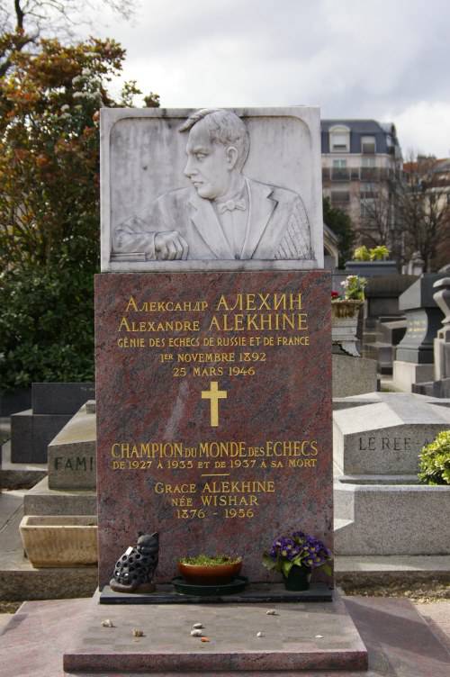 File:Grave of Alexander Alekhine in Paris.JPG - Wikimedia Commons