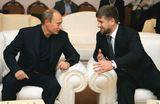 Кремлю навязывают войну на два фронта