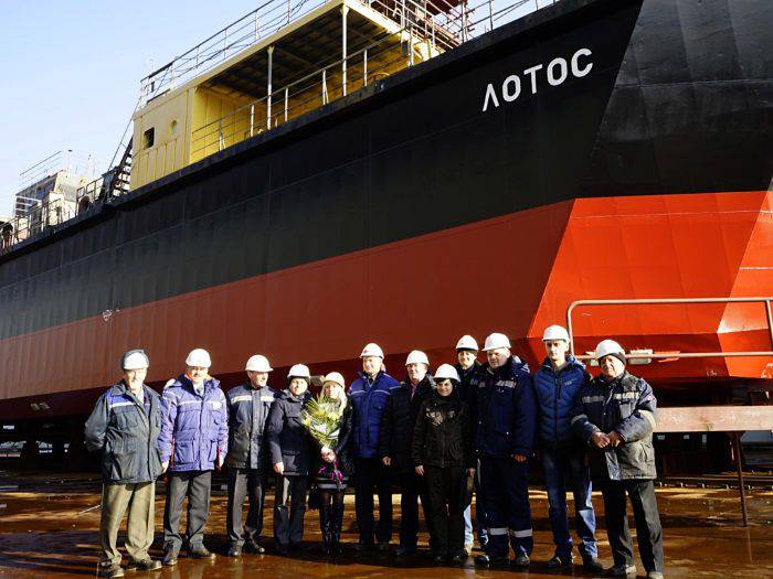 В Приморье спущено на воду судно для хранения радиоактивных отходов