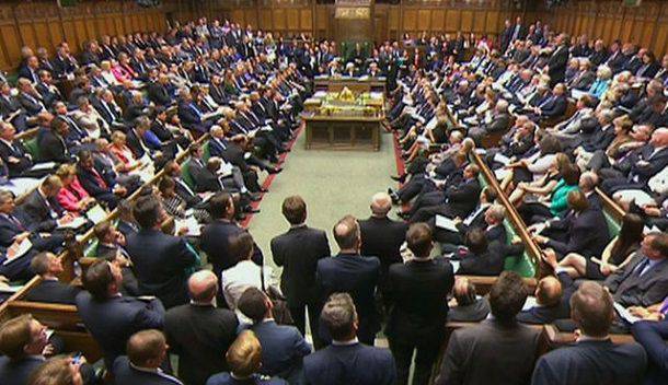 Парламент Британии подозревает правительство Кэмерона в нарушении режима санкций в отношении РФ и продолжении поставок элементов вооружений