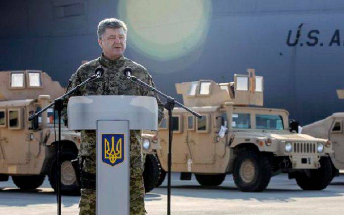 Poroshenko: "a veces incluso dormir con un revólver debajo de la almohada"