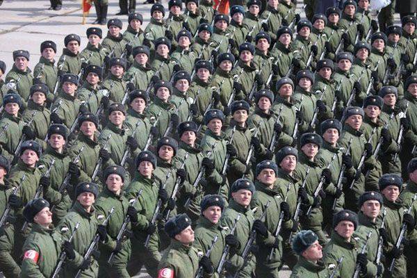 Marzo 27 - Giorno delle truppe interne della Federazione Russa