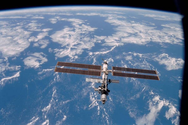 Soyuz TMA-16M enters target near-Earth orbit