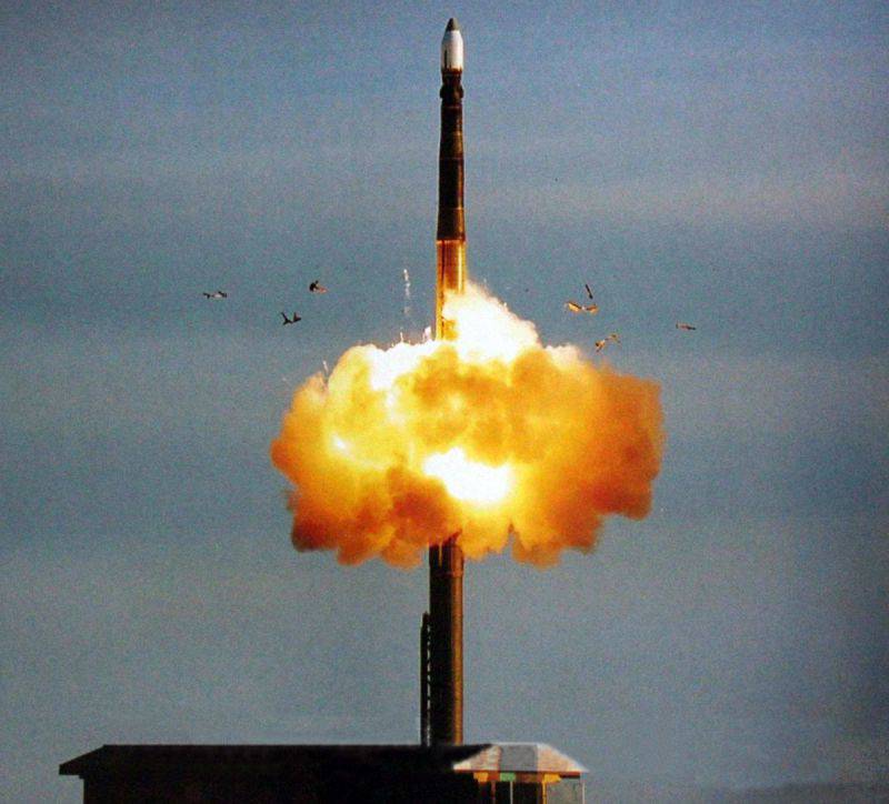 Test completati ICBM RS-26 "Frontiera"