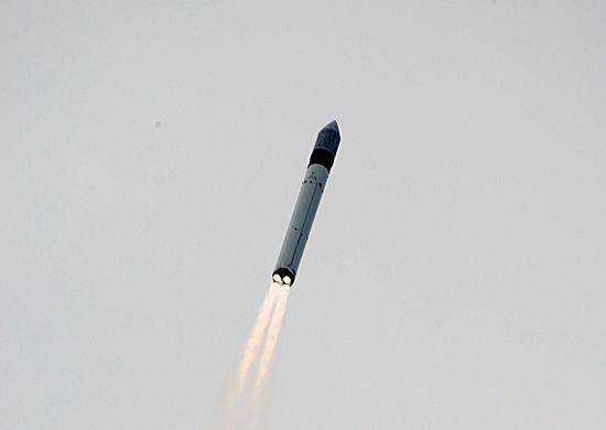 Plesetsk Cosmodrome에서 발사된 Gonets-M 위성을 탑재한 발사체 Rokot