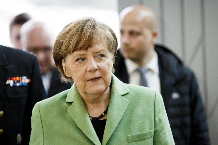 СМИ: тенденция «расползания» антироссийского фронта Меркель налицо