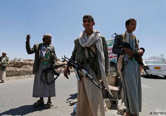 Посол Саудовской Аравии: в руках хуситов баллистические ракеты и авиация Йемена