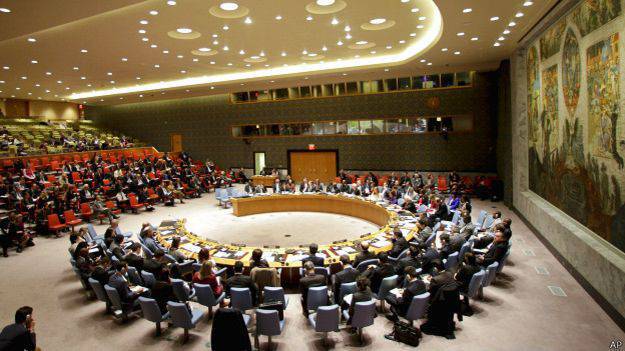 Россия созывает Совбез ООН по ситуации с "гуманитарными паузами" в Йемене