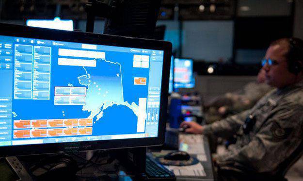 Полковник ВВС США заявил, что "русские посылают сигналы", но он не знает, для чего...