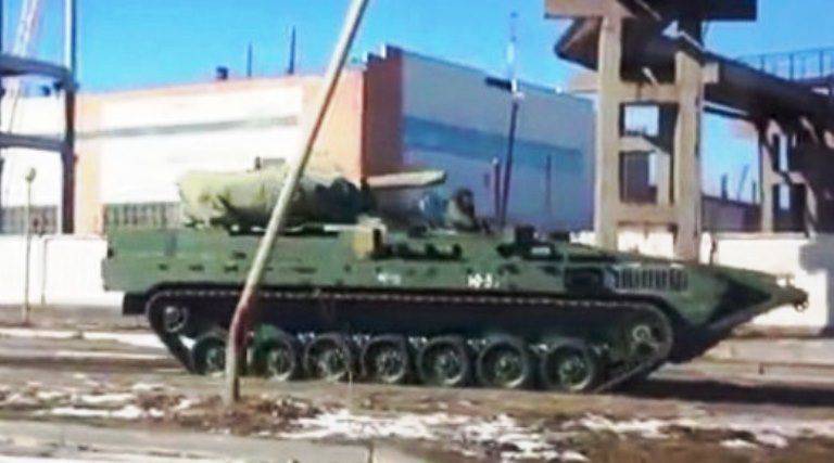 Expert: quel est le meilleur, BMP "Armata" ou transporteur de troupes blindé israélien "Timer"?