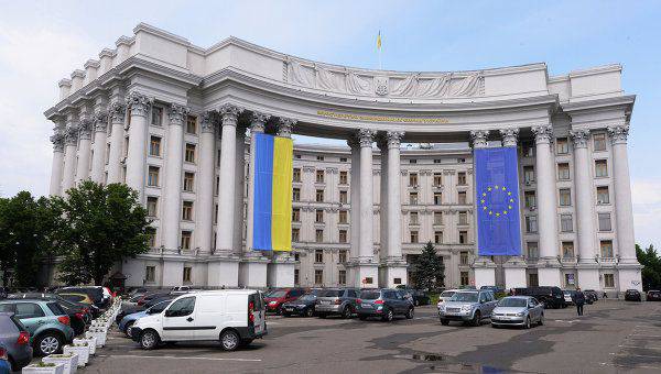 Ukrajinské ministerstvo zahraničí: K přivedení mírových sil do země jsou zapotřebí konzultace s Ruskou federací