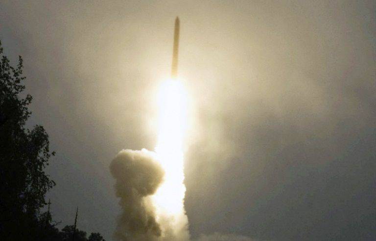 Nguồn: tên lửa đạn đạo RS-26 sẽ được đưa vào sản xuất vào cuối năm