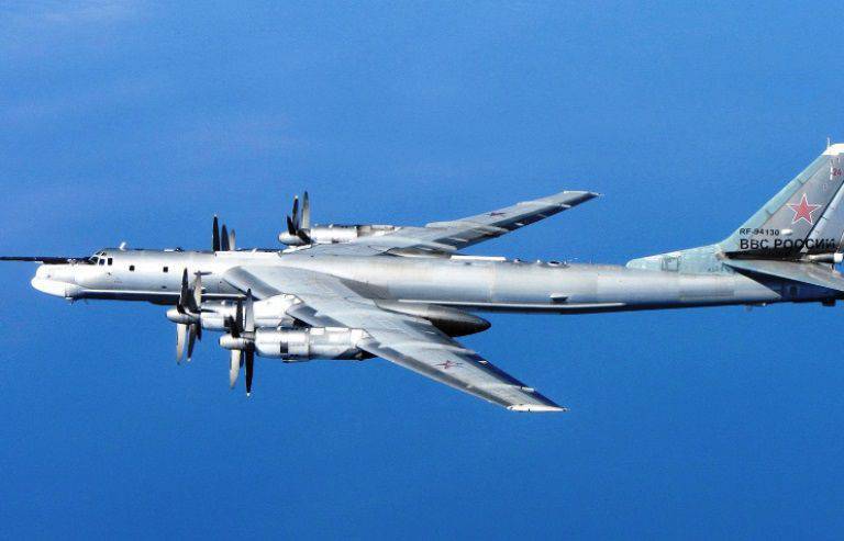 Tu-95 patrolował Atlantyk i ćwiczył tankowanie w powietrzu