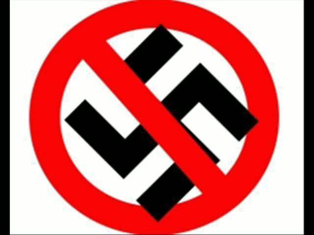 Roskomnadzor, medyanın gösterileri ve Nazi sembollerinin interneti ile ilgili olarak bölümün konumu hakkında yorumda bulundu.