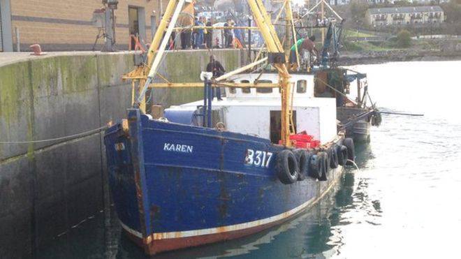 Les pêcheurs britanniques ont déclaré que leur chalutier était «accro» à un sous-marin russe