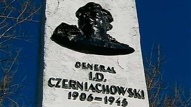 Polonyalı yetkililer Penenzhno, General Chernyakhovsky anıtını imha etme önerisiyle Varşova'ya döndü