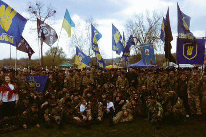 "لژیون آزادی" ملی گرایانه در اوکراین ایجاد شد