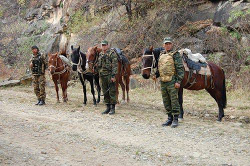 North Ossetia 산의 가르침, 또는 군대에 말이 필요한 이유는 무엇입니까?