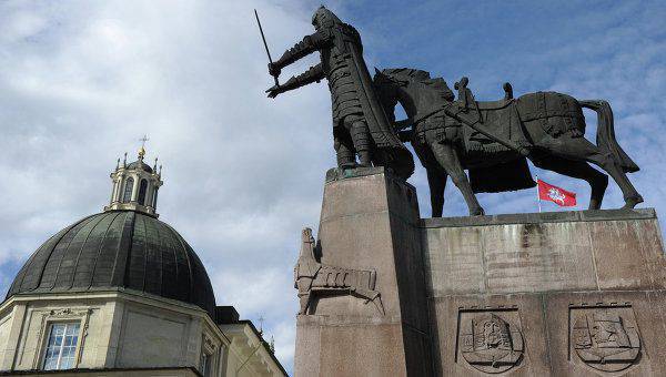 Eski Litvanya Dışişleri Bakanı: Litvanyalı politikacıların Rus karşıtı söylemleri Avrupa Birliği için “gerçek bir baş ağrısı” haline geldi