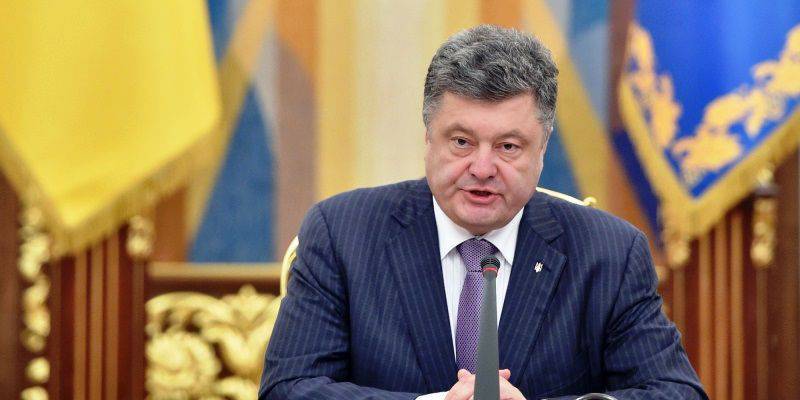 Poroschenko bindet die Nazis in die Sicherheitskräfte ein und verspricht, bis zur Rückkehr aller "besetzten" Gebiete Krieg zu führen