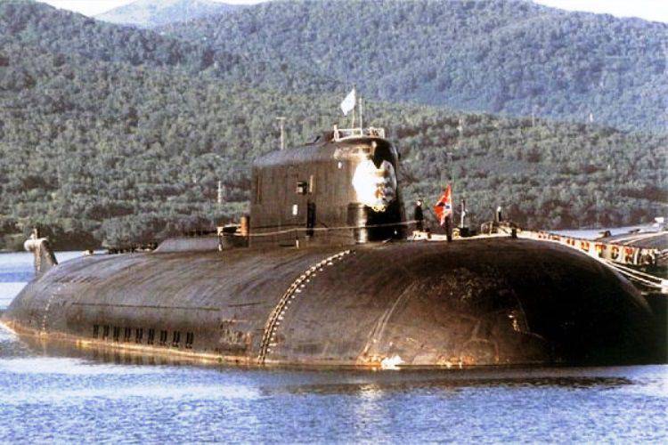 O submarino nuclear atualizado "Irkutsk" estará de volta em operação no 2019 g