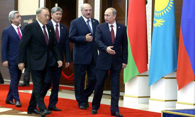 В ЕАЭС объявили о включении в союз Киргизии
