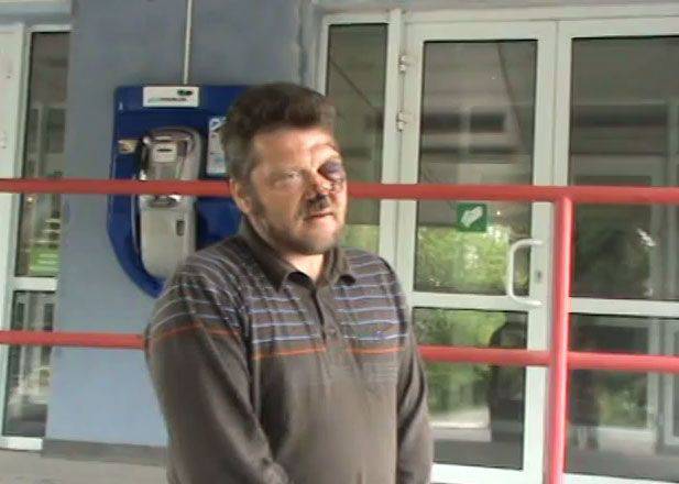 Украинский журналист, вышедший 9 мая со знаменем Победы, был жестоко избит во Львове