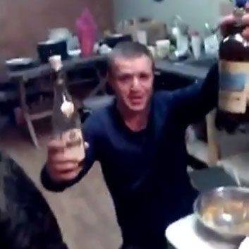 Почему "запытанный" ополченцами украинский военный вновь возвращается в Донбасс?