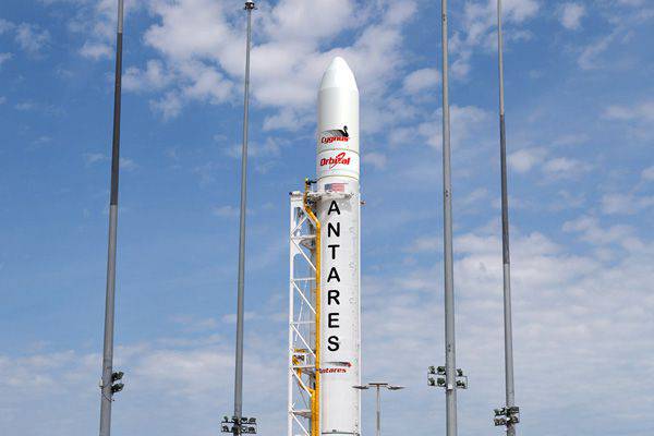 В июне США получат первую партию российских двигателей для ракет «Антарес»