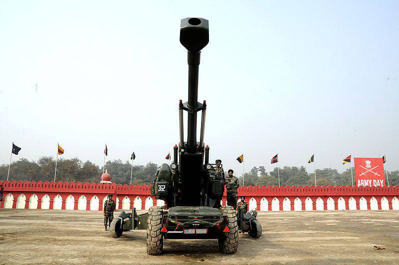 India buys 114 Dhanush towed howitzers