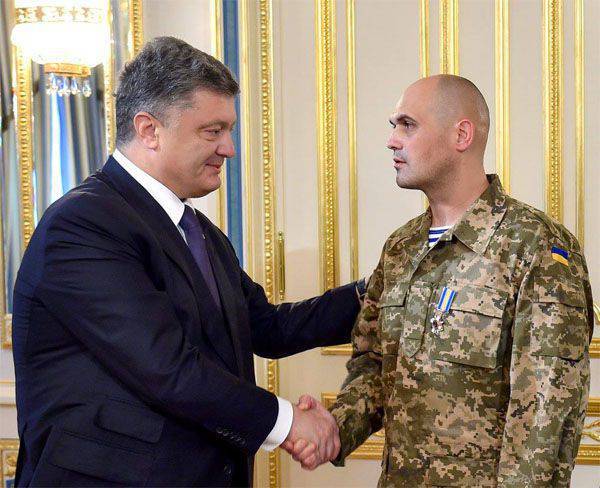 In der DVR hießen die gestrigen Äußerungen von Poroschenko Populismus und erklärten die Auslieferung des Oberstleutnants der Streitkräfte der Ukraine ("Cyborg") Oleg Kusmin an Kiew