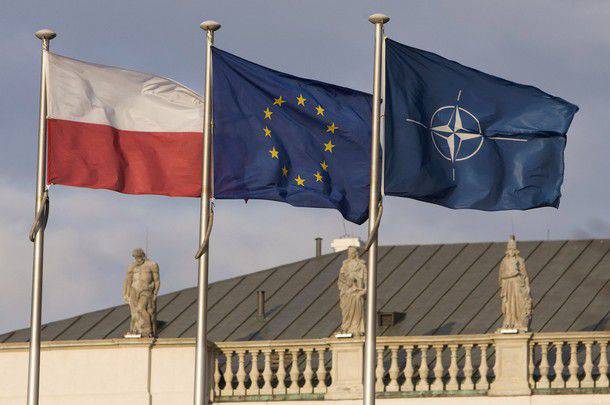 나토 (NATO)는 폴란드의 군사 파견단을 두 배로 늘릴 예정이다.