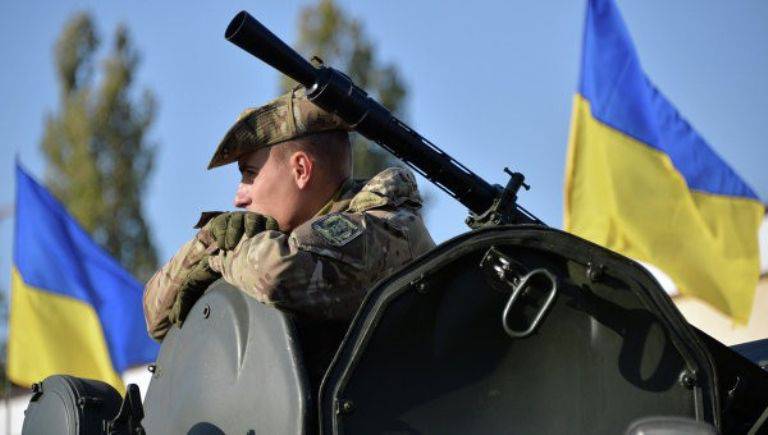 Poroschenkos Berater: Die nach der Reparatur erhaltene militärische Ausrüstung ist in einem schrecklichen Zustand