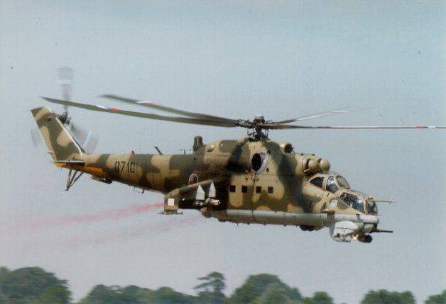 Transnistria에있는 러시아의 자동화 된 보병은 저공 비행 헬리콥터와 비행기를 격추시키는 법을 배우고 있습니다.