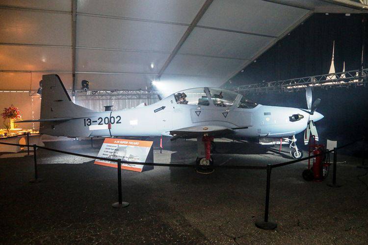 Pentagonul va furniza 6 avioane Super Tucano Libanului