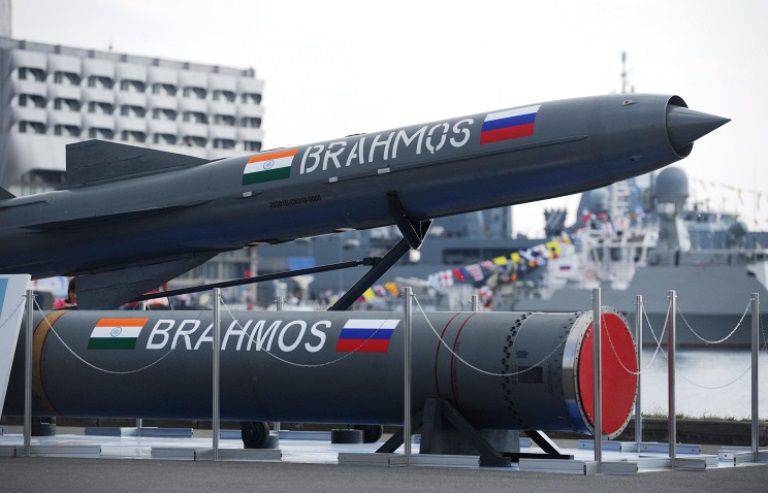 BrahMos航空バージョンの納入は来年から始まります。