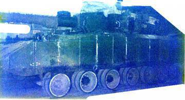 Tanque ucraniano "Hammer" e "Armata" russo - nada em comum