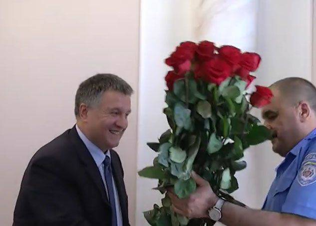 Аваков назначил главой одесской милиции экс-замминистра внутренних дел Грузии и объявил о создании "спецуправления МВД по Автономной Республике Крым"