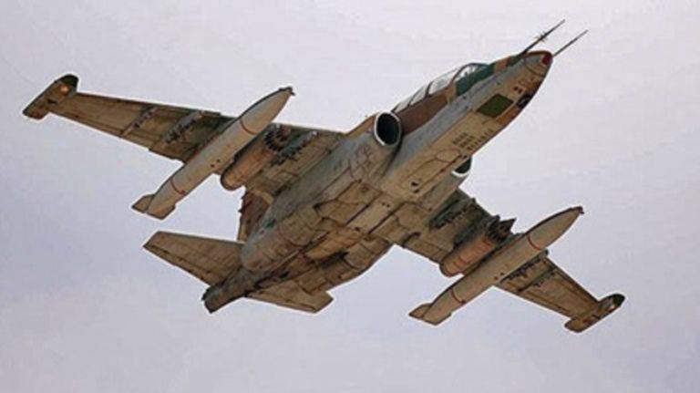 IG는 Su-25 이라크 공군 포격을 발표했다.