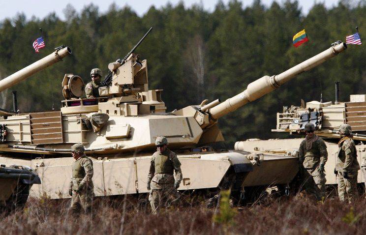 Lituania y Estonia informaron a los Estados acerca de su disposición a aceptar equipo militar pesado